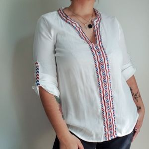 Market & Spruce embroidered roll tab sleeve top M